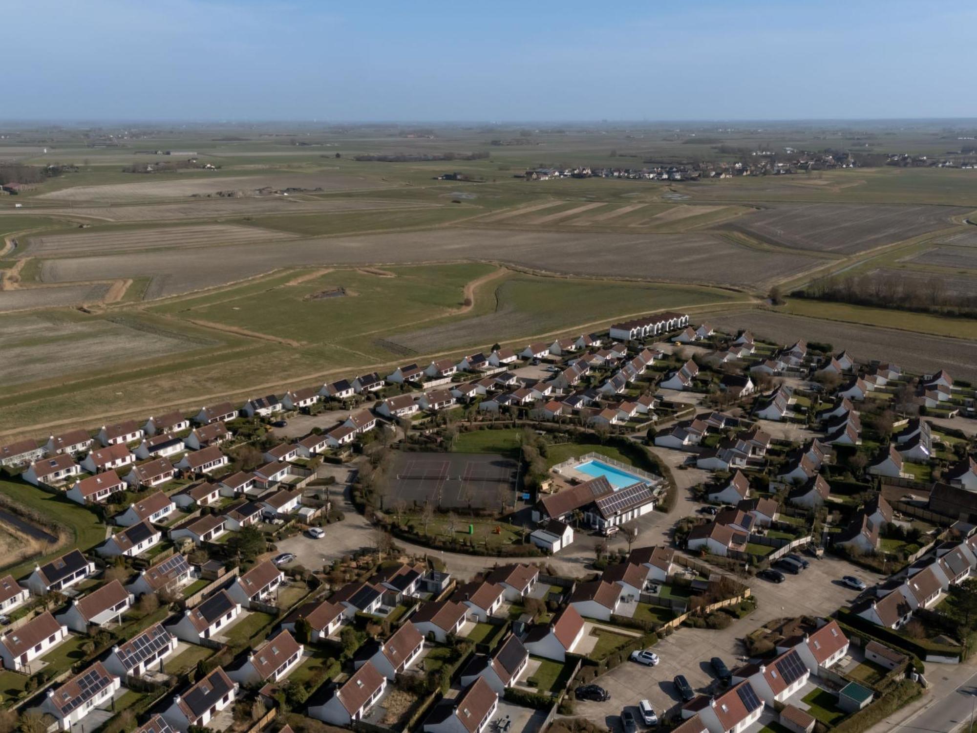 Holiday Home Zeepark Zeepolder-7 By Interhome De Haan Exterior photo